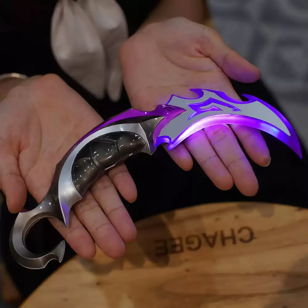 Luna's Descent Luminous Karambit – 21cm