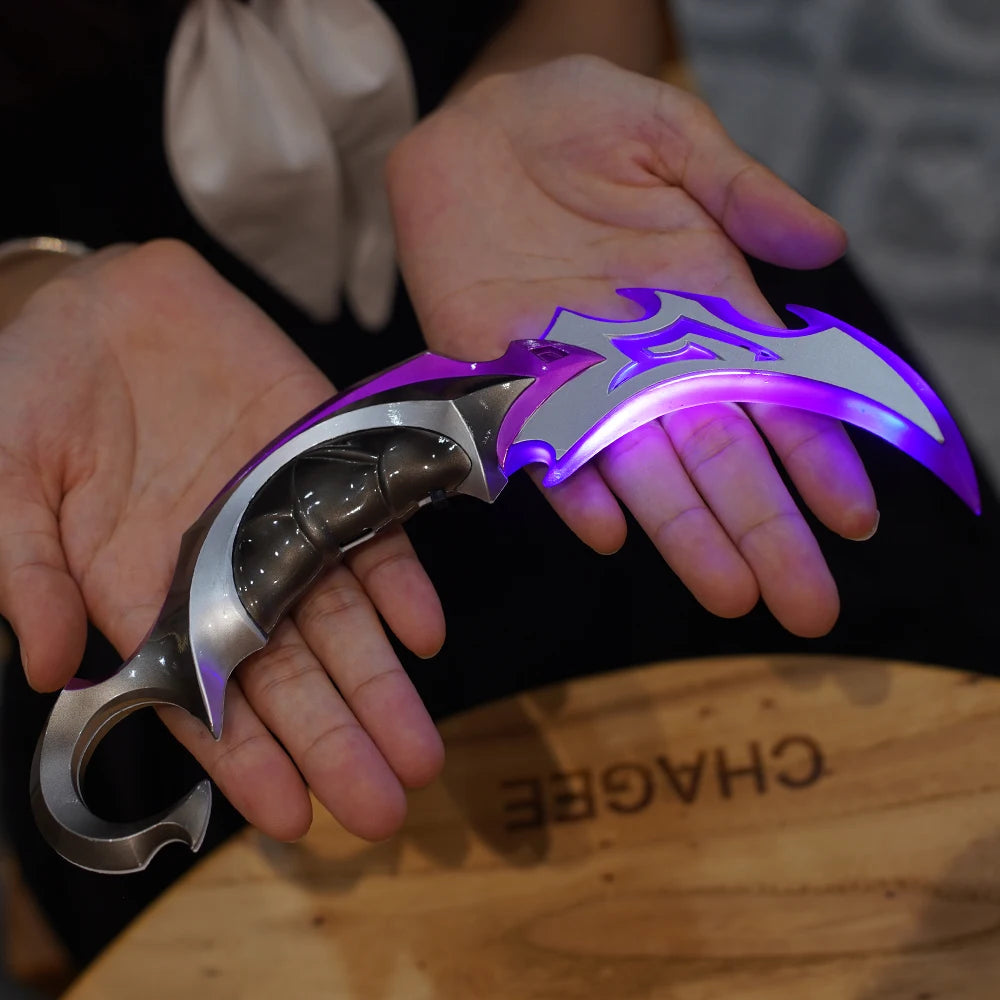 Luna's Descent Luminous Karambit – 21cm